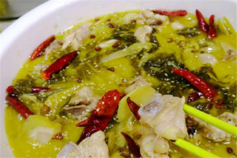 八十一天酸菜鸡